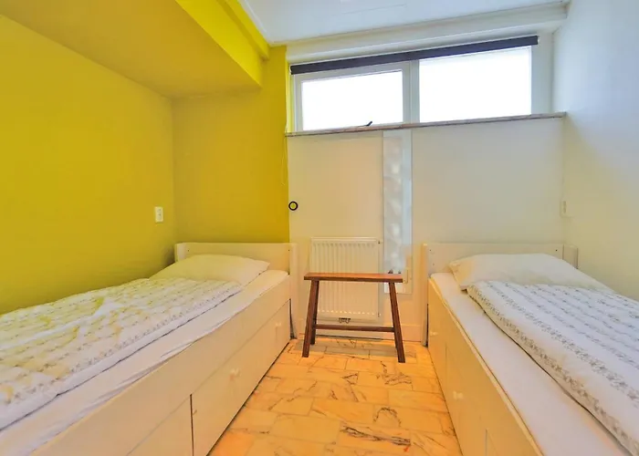 De Gouden Vink Semesterbostad Sint Maartensvlotbrug